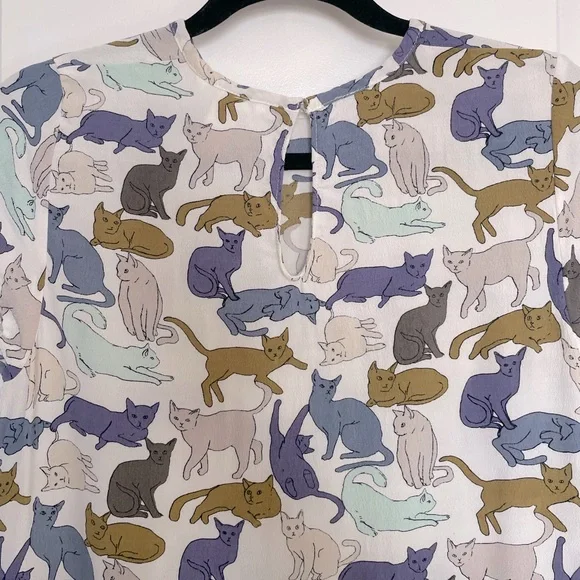 H&M Cat Pattern Top - Picture 9 of 10